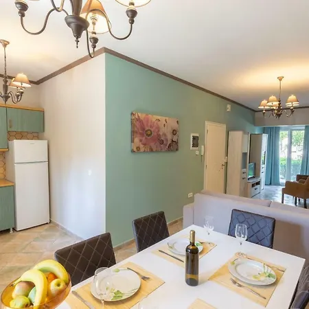 Irene ניאה מודאניה